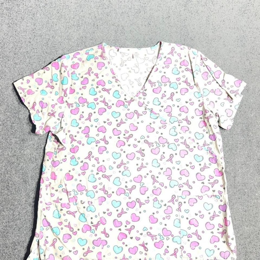 Regal USA pink & white breast cancer awareness scrub top Size XXL